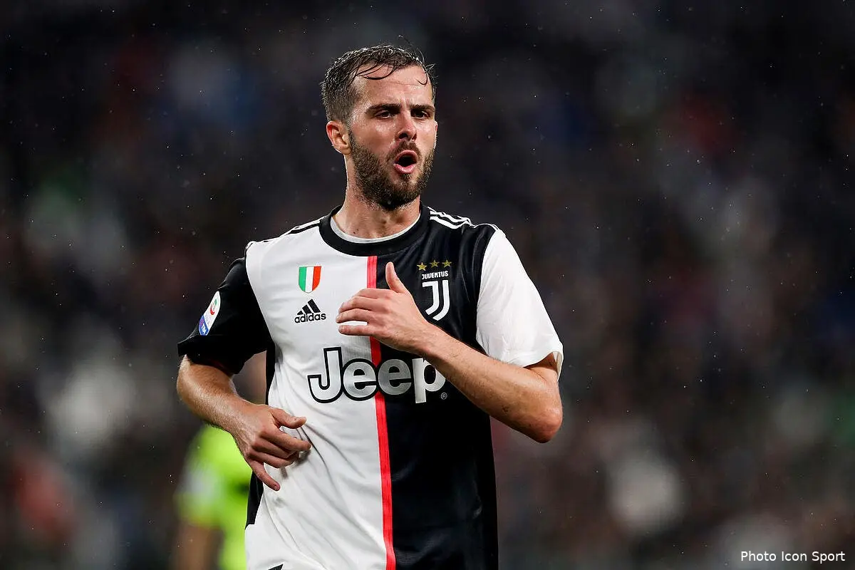 psg une star de la juve a paris l italie lance les paris pjanic 7280807
