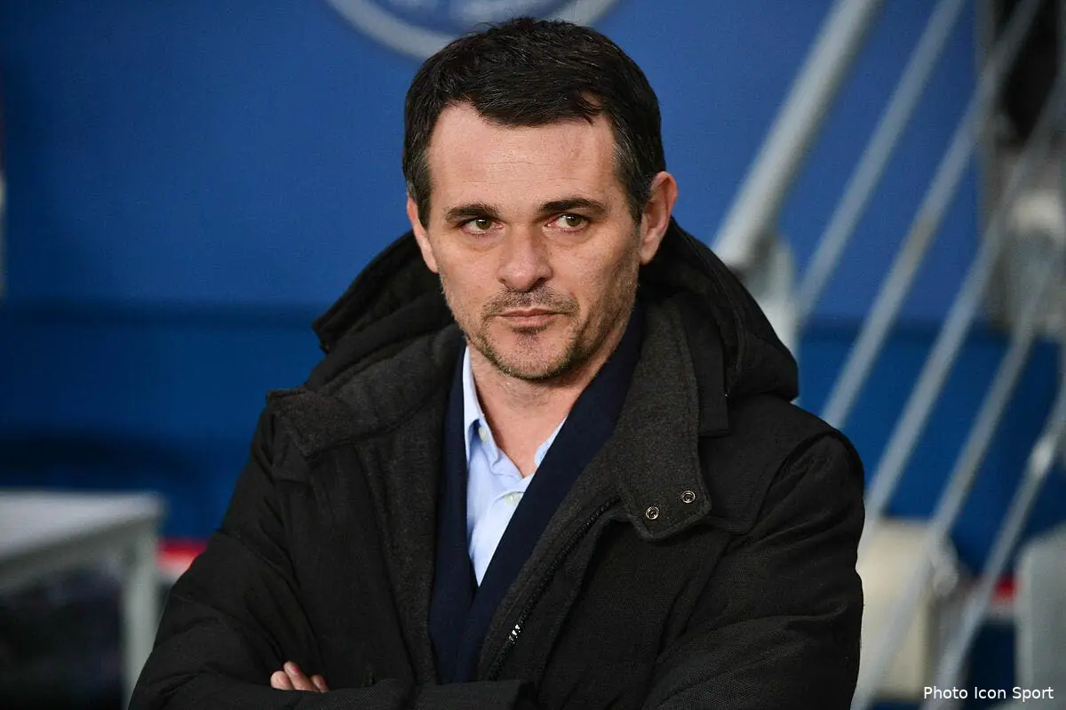 sagnol annonce une saison galere pour bordeaux sagnol 14123229