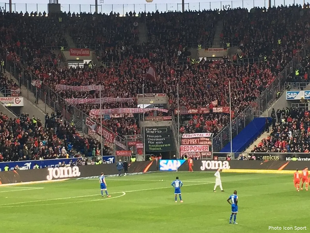 scandale hoffenheim bayern se finit par 15 minutes de passe a dix er9sdv4xyaioqvc279593