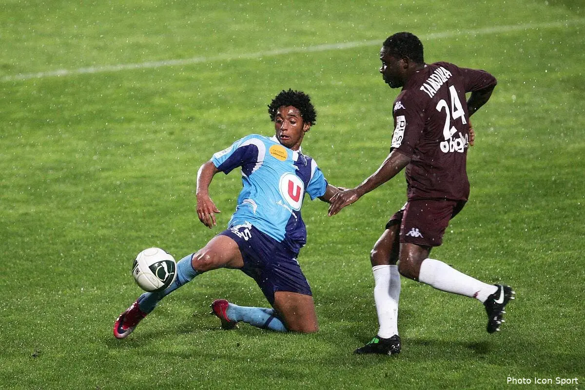 Sedan décroche en haut, Metz et Nantes soufflent en bas