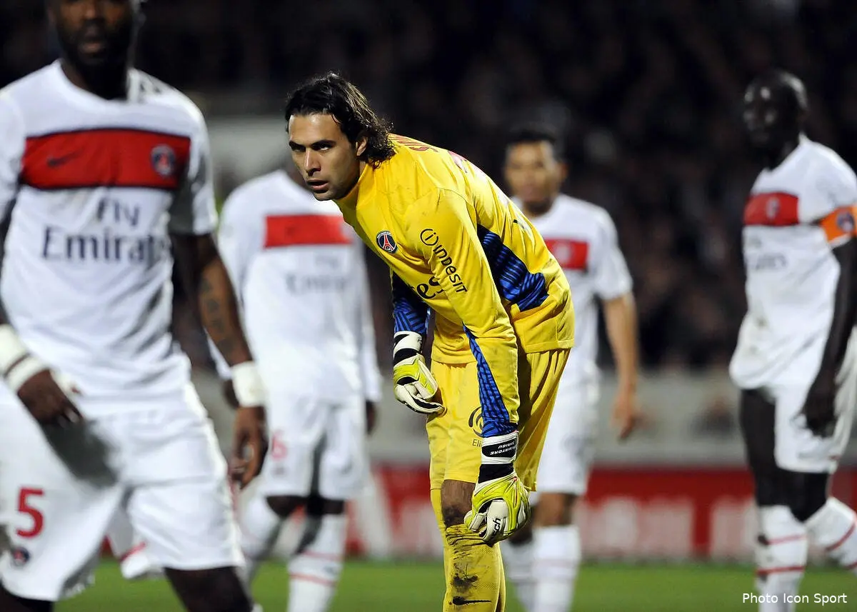 Sirigu élu joueur du mois de décembre par l'UNFP