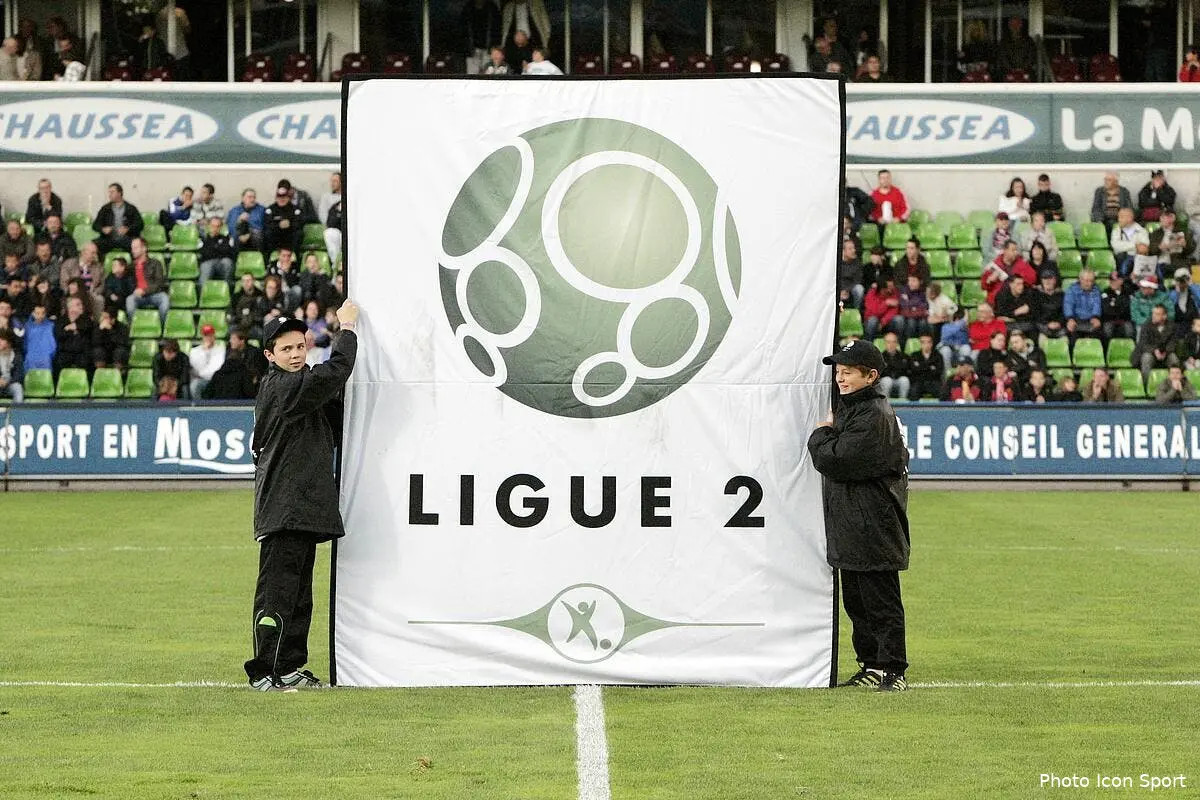 Thiriez demande aux supporters de L2 de « ne pas cracher dans la soupe »