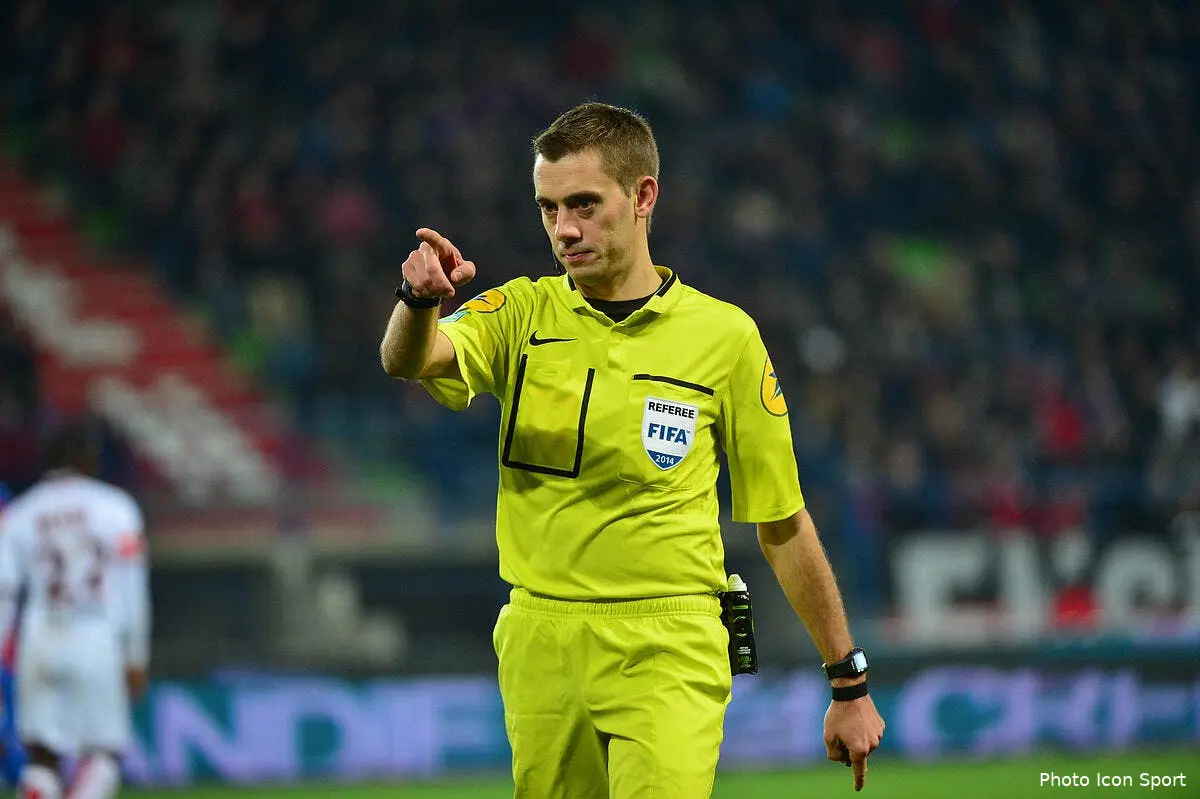 Turpin arbitre français n°1, Castro et Thual relégués