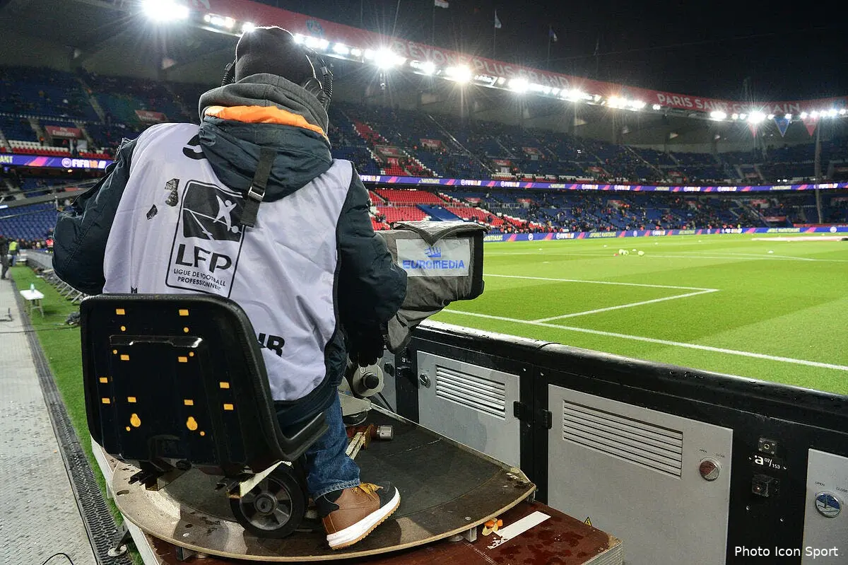 TV : Les matches de L1 le dimanche à 15h au lieu du samedi à 20h ?