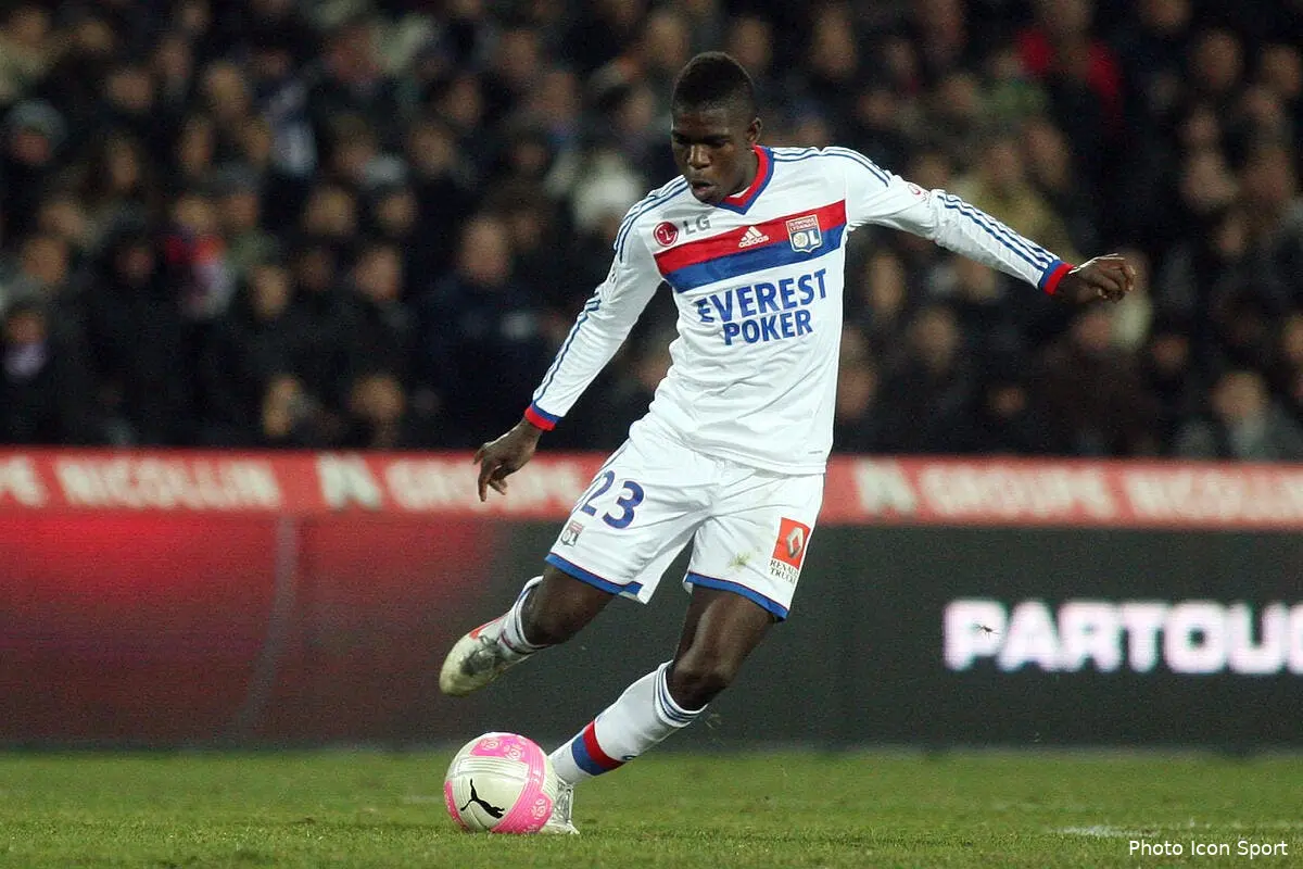Umtiti pourrait pousser l'OL à stopper son mercato !