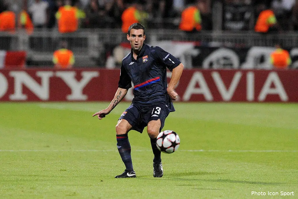 un lyon a nouveau mordant 34635 4973