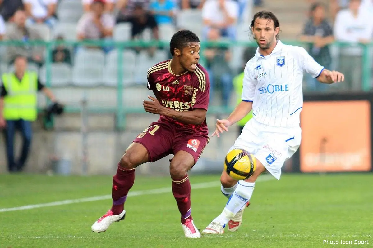 Un transfert de Bastos à l'Inter est improbable selon son agent