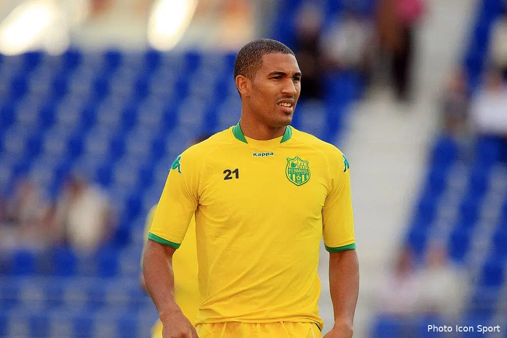 une violente bagarre a l entrainement perturbe nantes 69926 17851