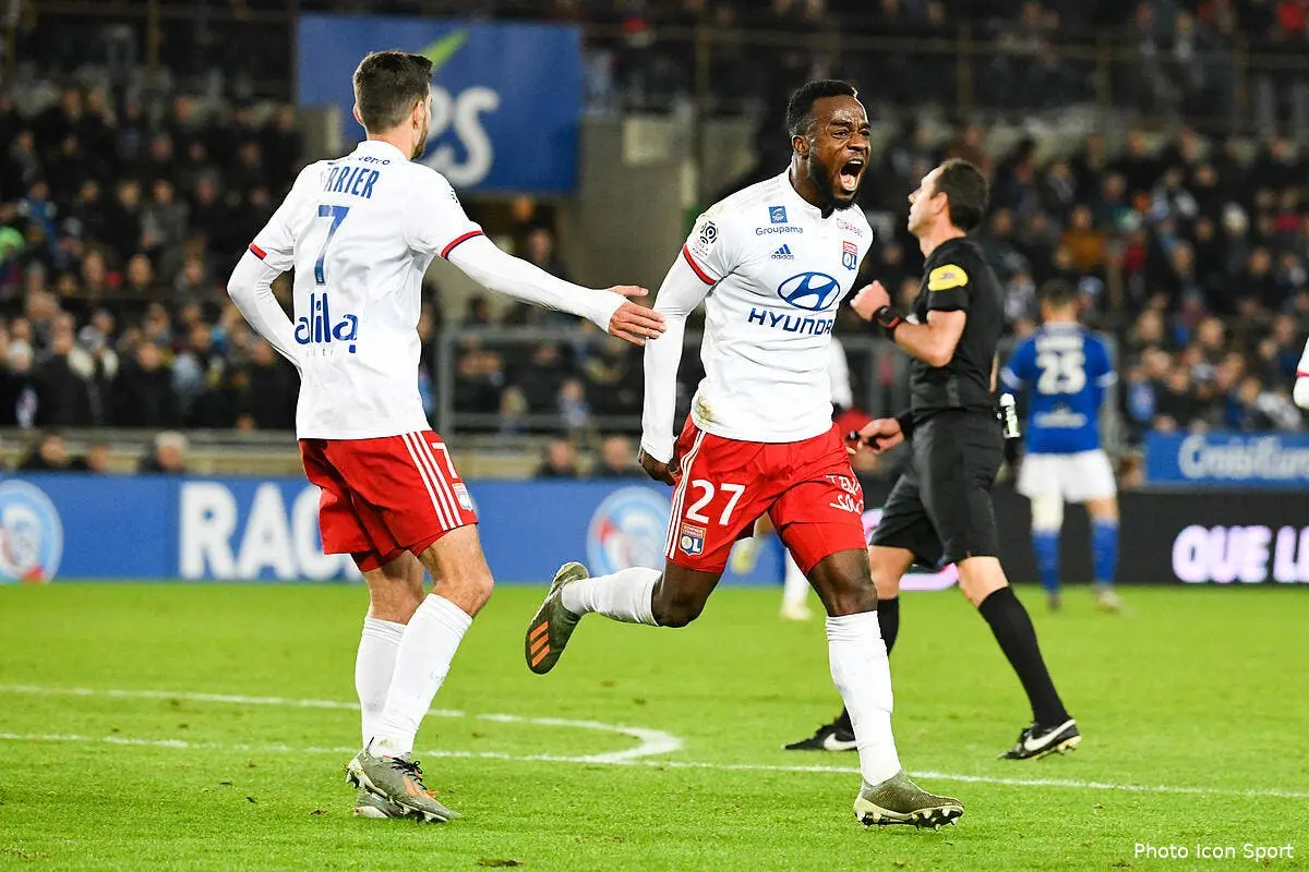 vainqueur a strasbourg l ol ne se laisse pas distancer cornet 11271417