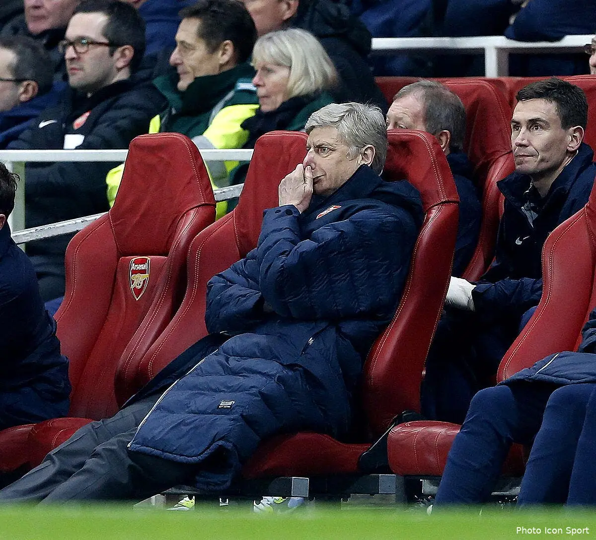 Wenger ricane qu'on puisse envisager sa démission d'Arsenal
