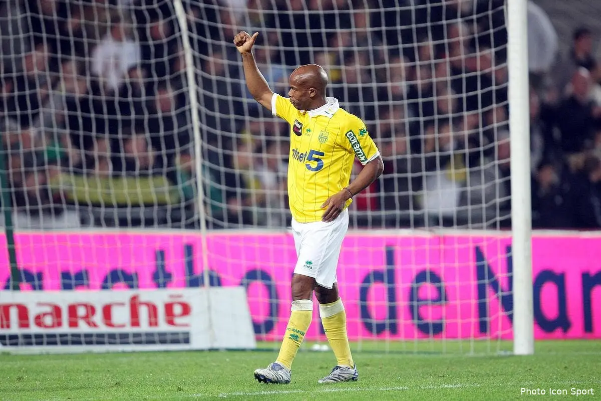 Wiltord et Nantes envoient Amiens en National