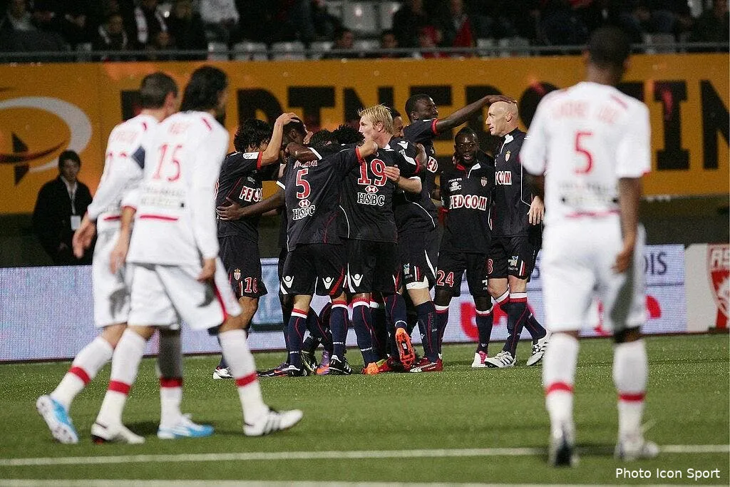 a monaco c etait l heure du reveil 62261 11661