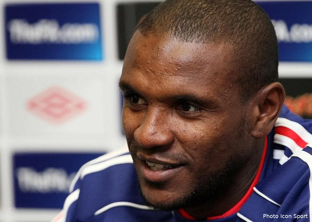 abidal se sent toujours coupable du fiasco 62746 11971