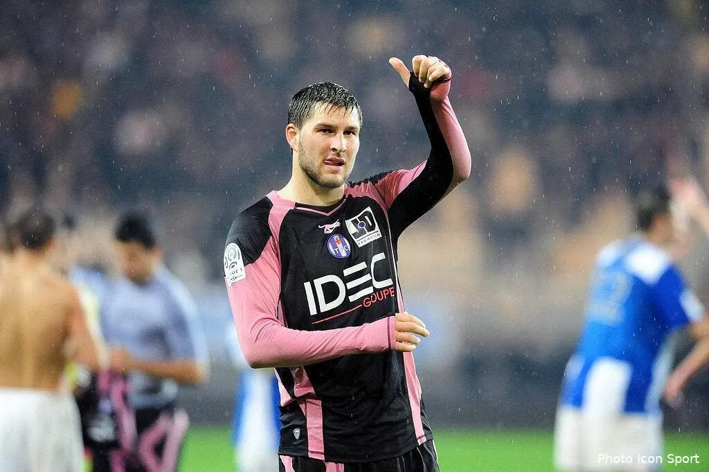 arsenal a l attaque sur gignac 43769 6506