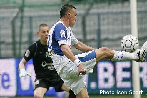 auxerre a une pensee pour caen 25726