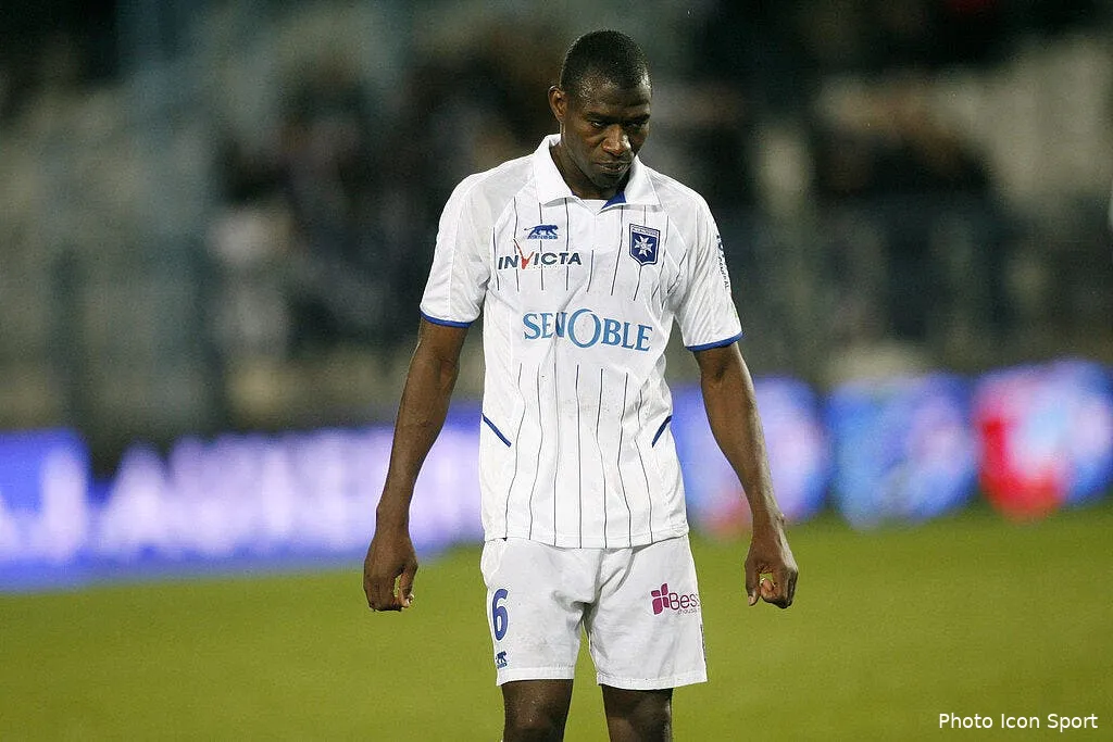 auxerre ne decolle pas 61044 10946