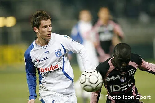 auxerre s en contente 21072