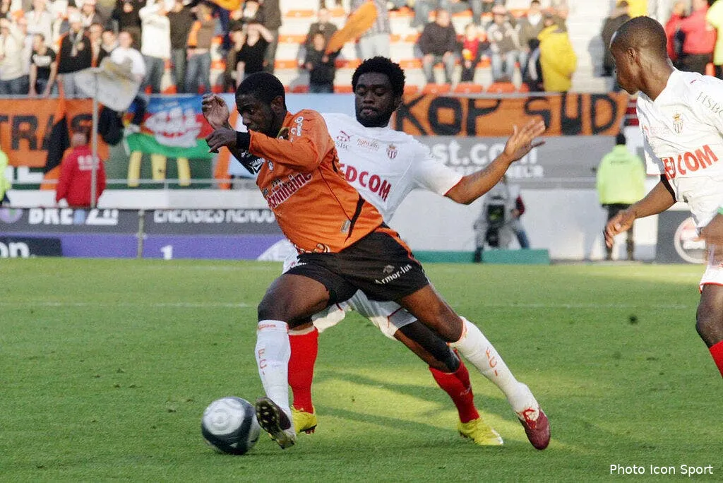 avec mvuemba lorient garde son poumon 55248 8631