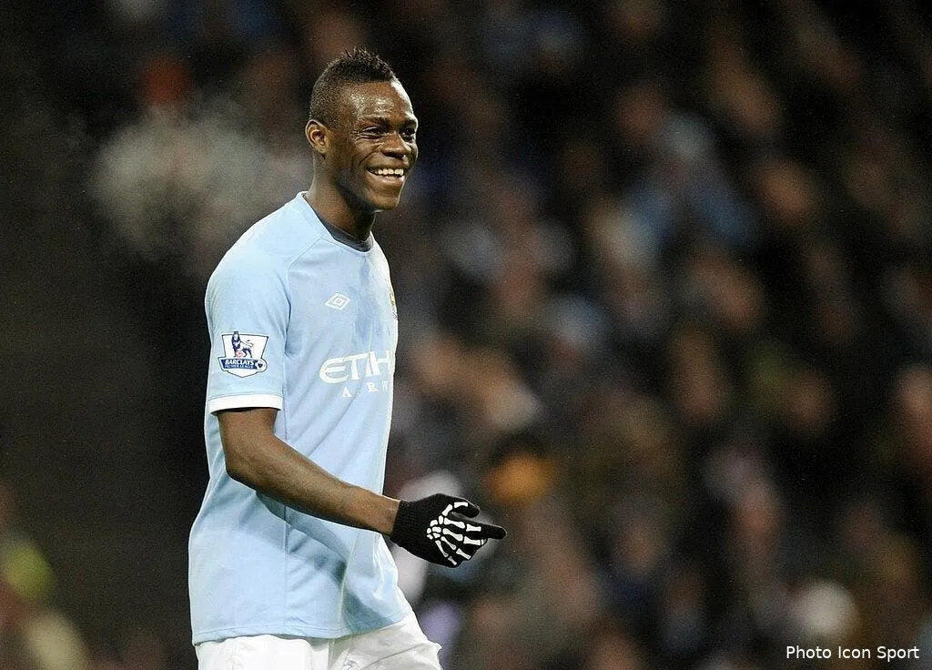 balotelli ne boude plus a city 64902 13571