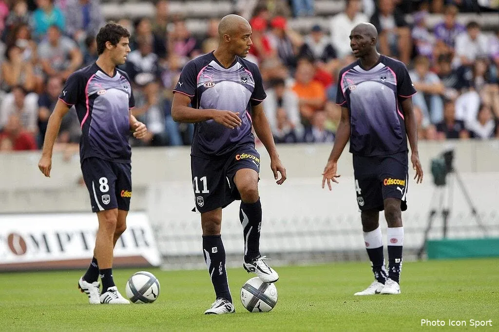 bellion reve de se faire une petite place 59810 10309