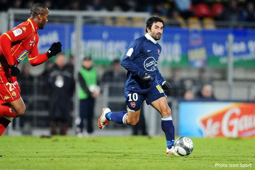 ben khalfallah fait faux bon a la tunisie 43837 6516