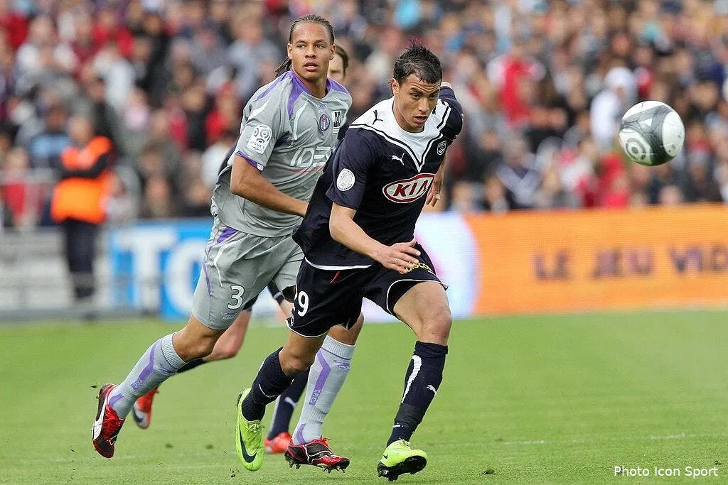 bordeaux le bonheur c est simple comme trois points 52300 8016