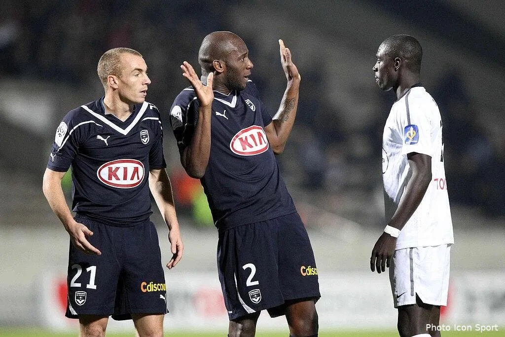 bordeaux on garde quatre joueurs on en vire vingt 62280 11675