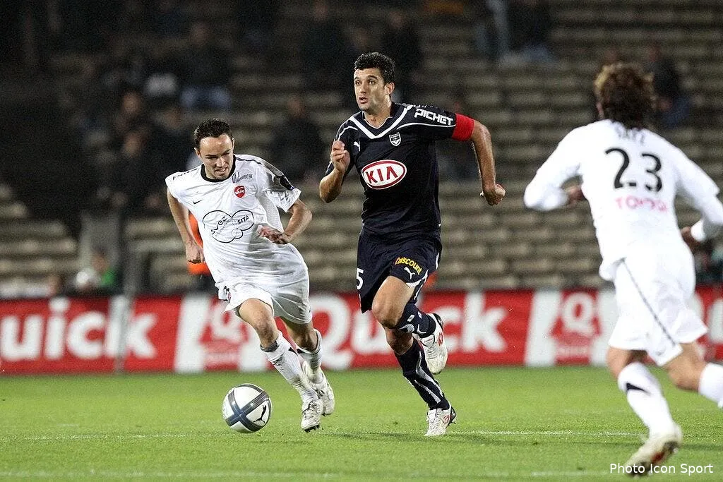 bordeaux s inquiete de ne plus faire peur 62443 11784