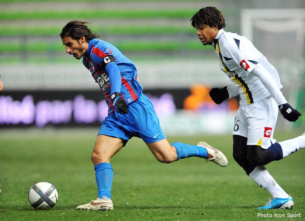 caen donne une reponse de normand 64046 12903