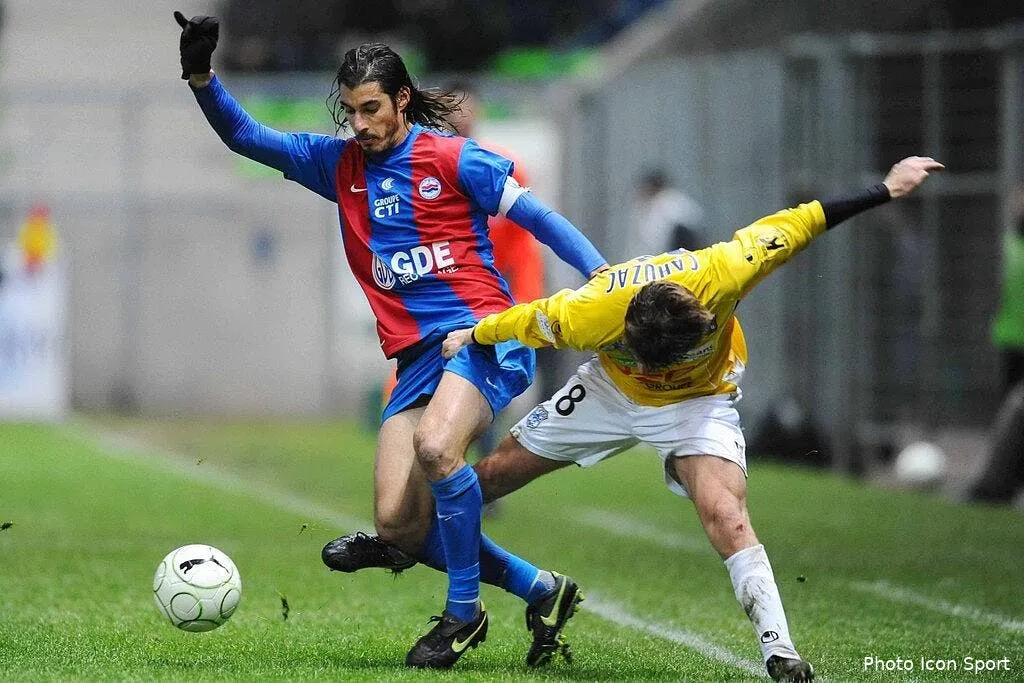 caen reprend ses distances 44942 6677