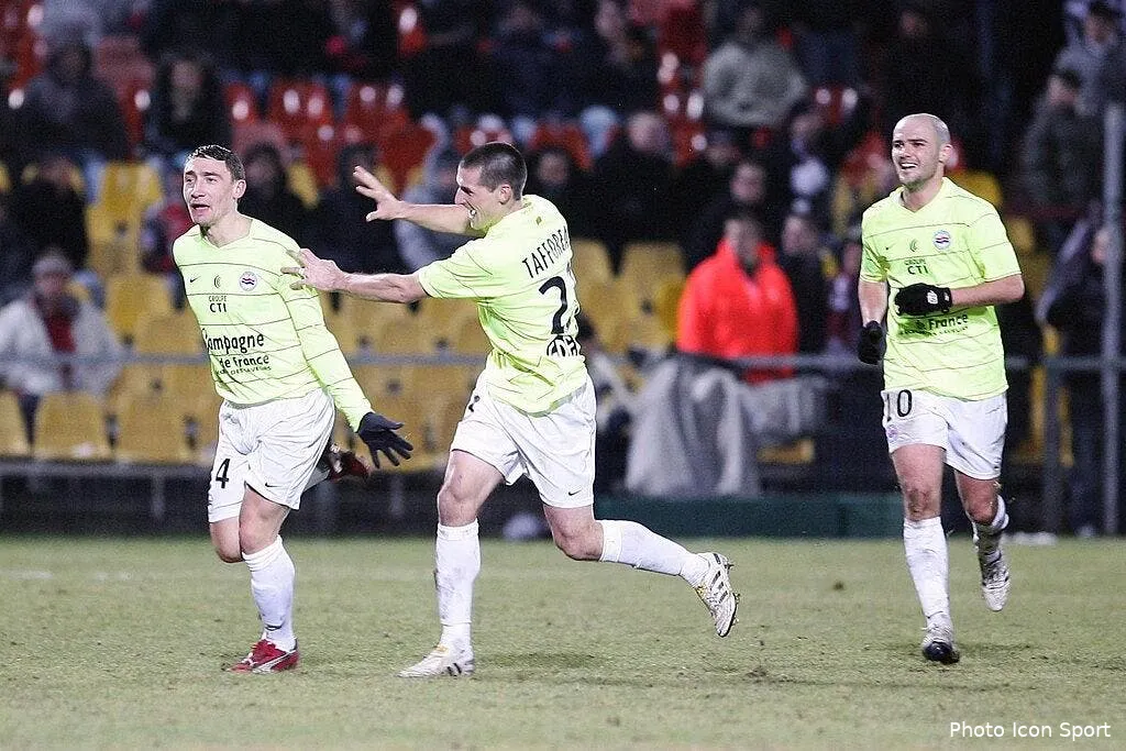 caen un peu plus pres de la l1 45681 6819