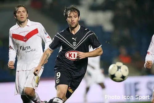 cavenaghi pas un grand match 13769