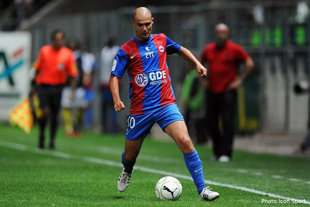 chateauroux et caen menent la danse 34213 4900