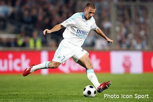 cheyrou les interets economique avant les joueurs 16518