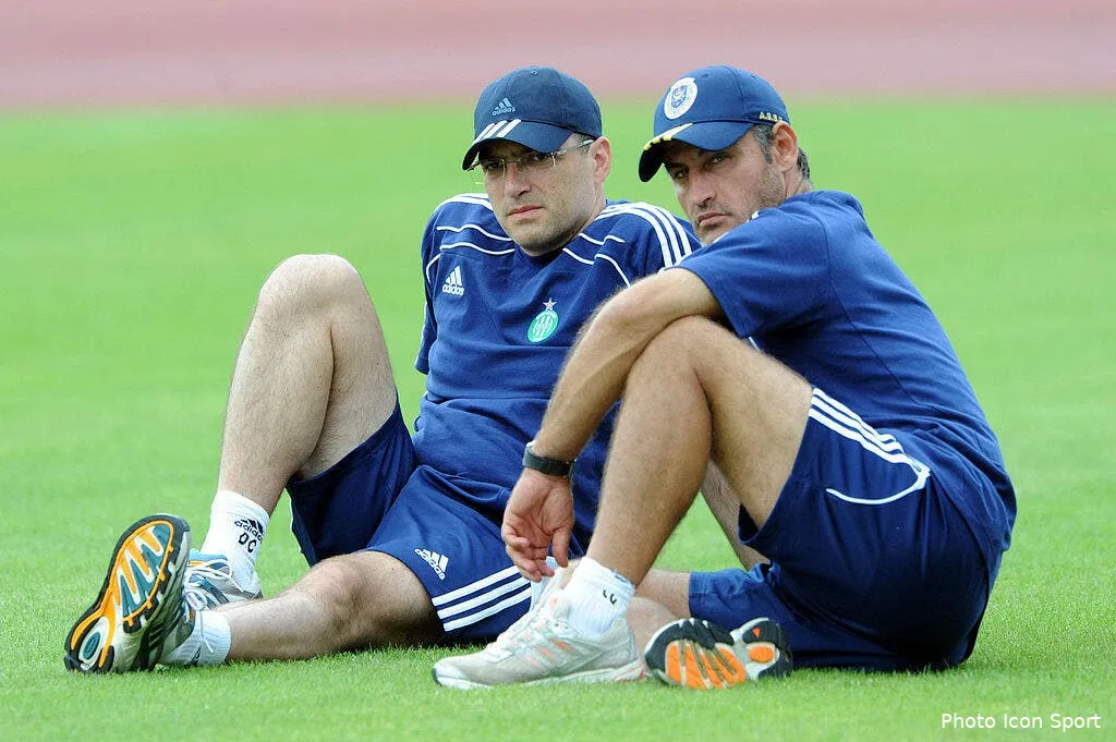 comolli sort sa kalachnikov contre les patrons de l asse 64318 13117