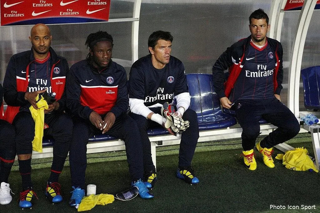 coupet pousse vers la retraite par edel 61588 11265