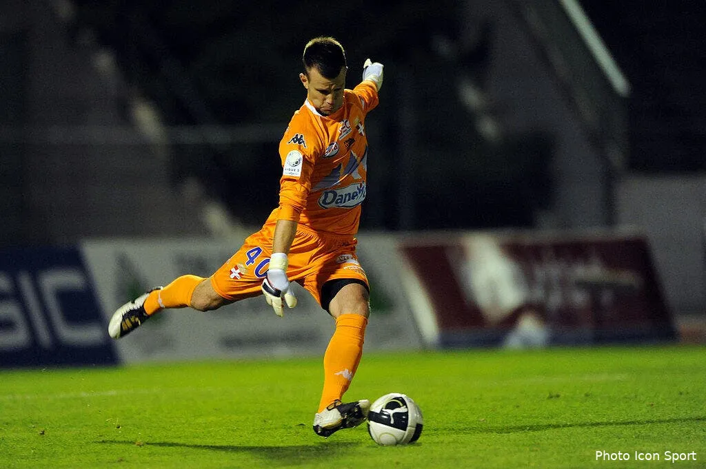 evian aurait aime taper le psg 65468 14037