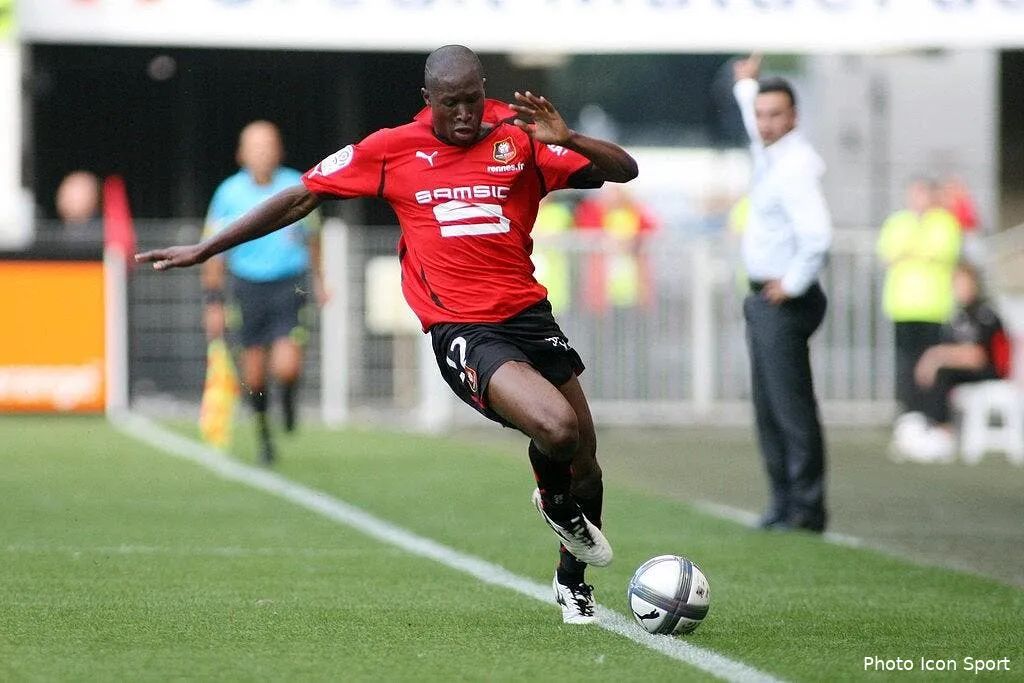 fanni dans le viseur de liverpool 62721 11958