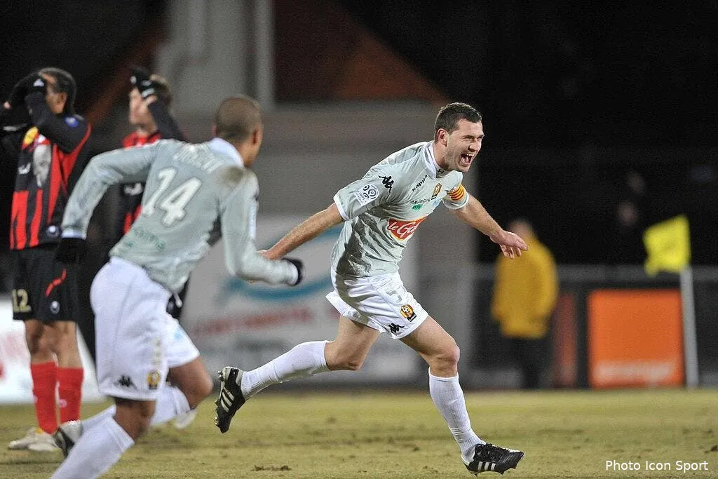 fin de serie noire pour le mans 47506 7132