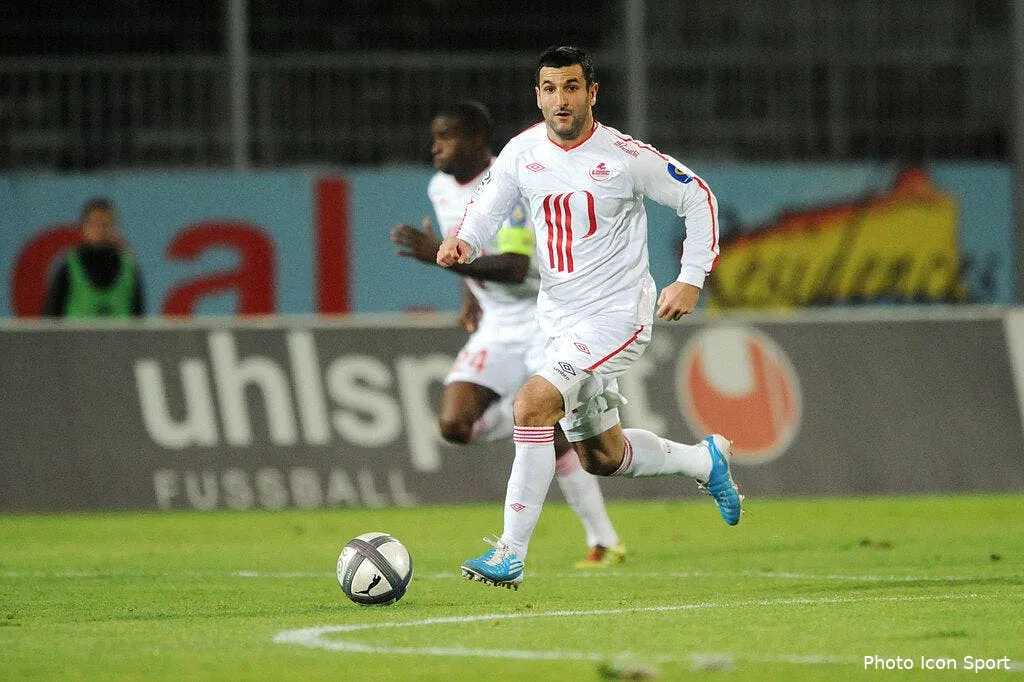 frau n ira pas a l asse au mercato hivernal 64765 13450