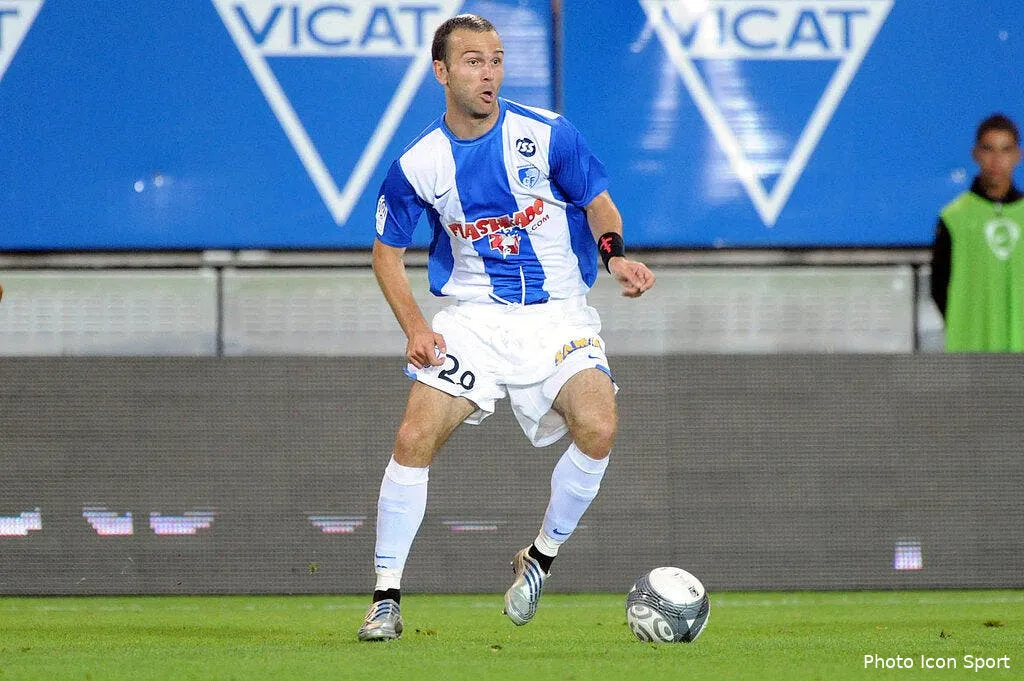 grenoble huit ca suffit 37779 5424