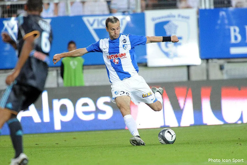 grenoble n a pas sa place en ligue 1 40001 5815