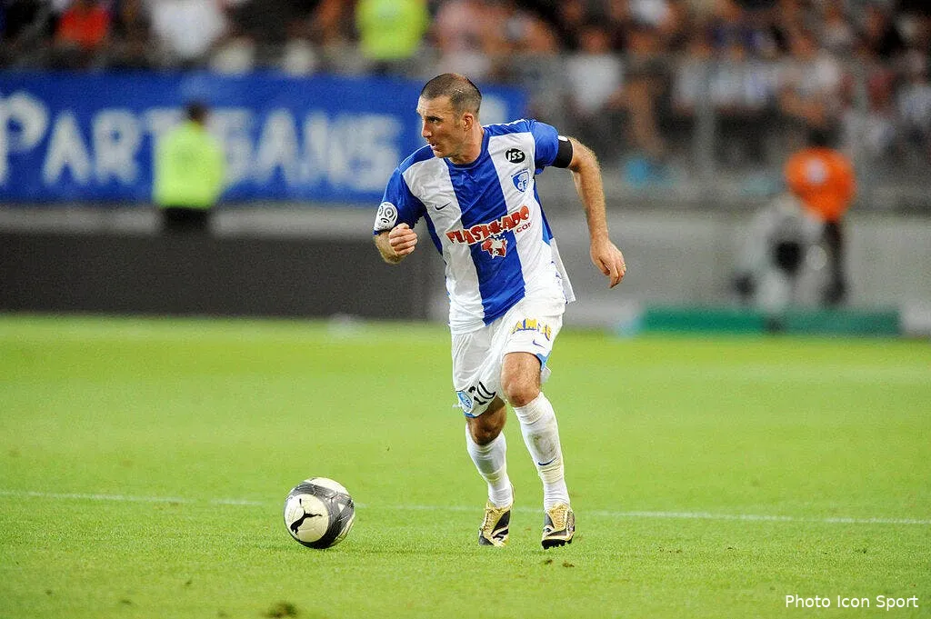 grenoble un humiliant record a auxerre 37263 5358