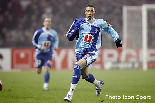 hoarau un bleu parti de loin 23017