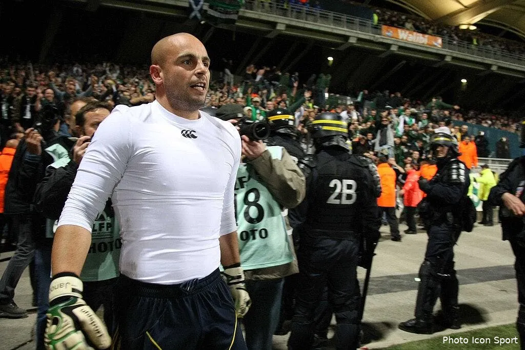 janot repond a aulas sur le meme ton 60350 10562