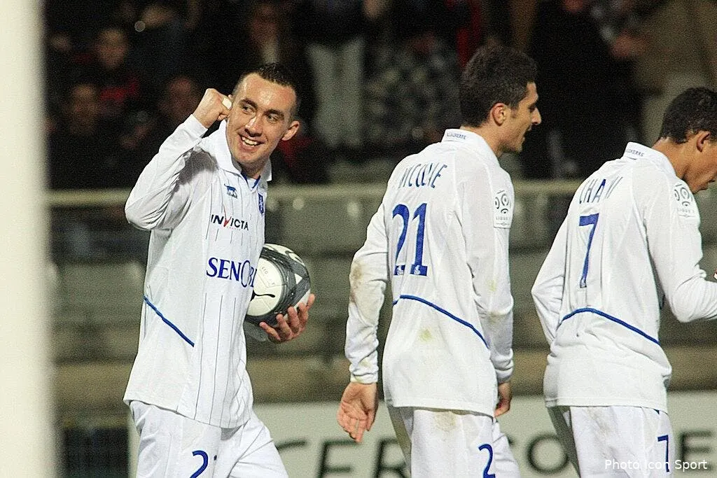 jelen dynamise auxerre 39797 5771