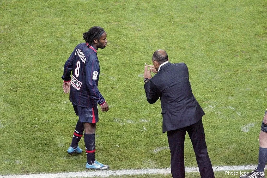 kombouare remet luyindula en place 65887 14395