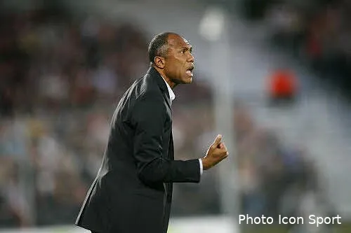 kombouare va signer au psg 28105