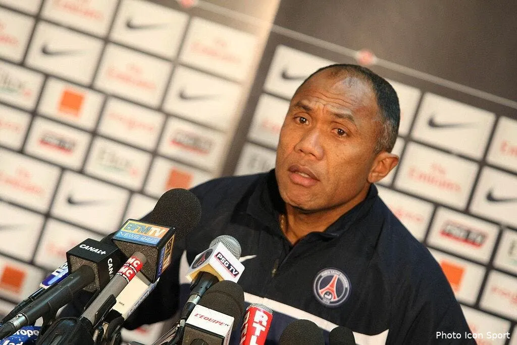 koumbouare ne pliera pas devant les joueurs 47431 7118