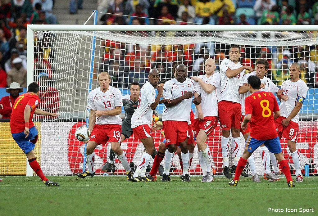 l espagne tombe devant le mur suisse 54871 8545